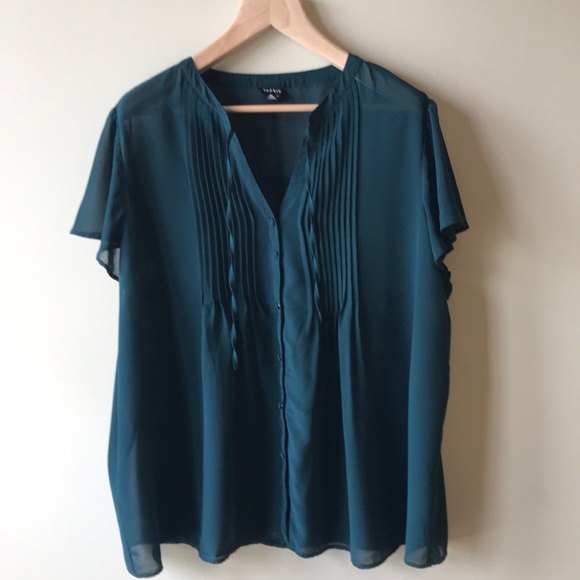 torrid Tops - Torrid short sleeve blouse